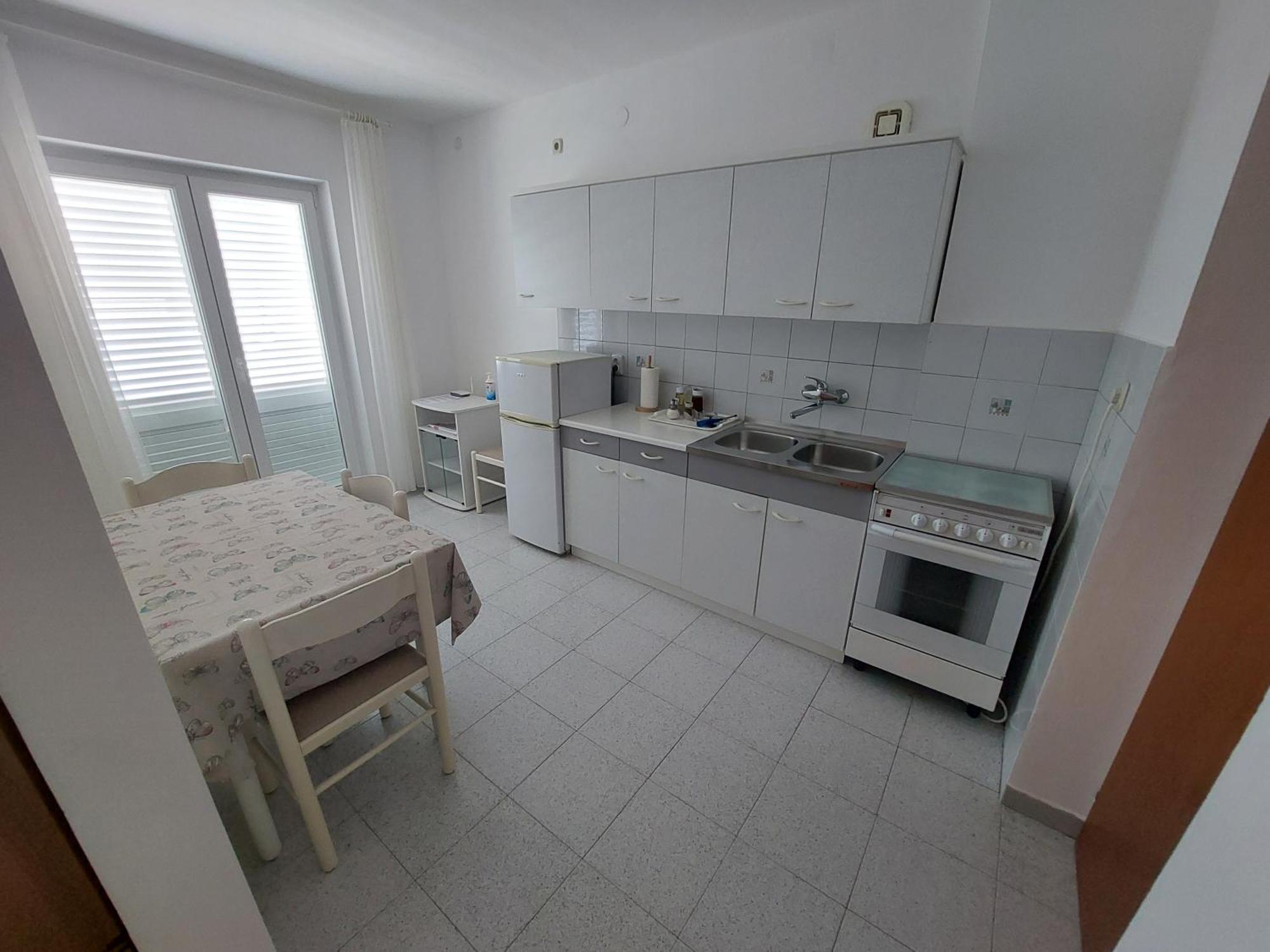 Apartments Mlacovic Rab Town Oda fotoğraf