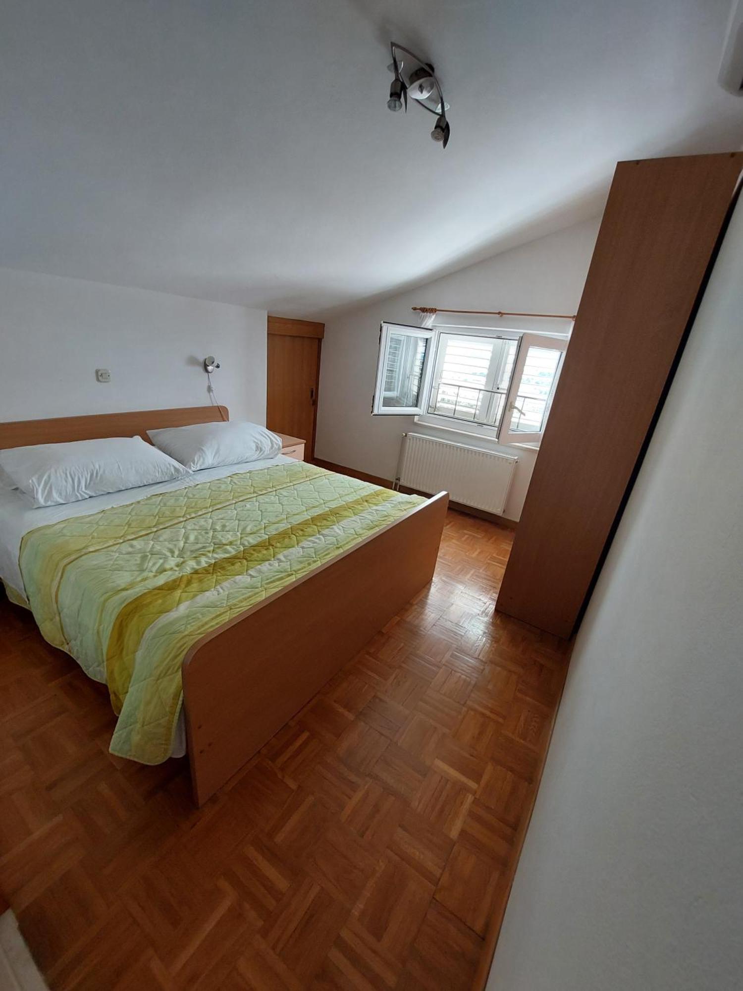 Apartments Mlacovic Rab Town Dış mekan fotoğraf