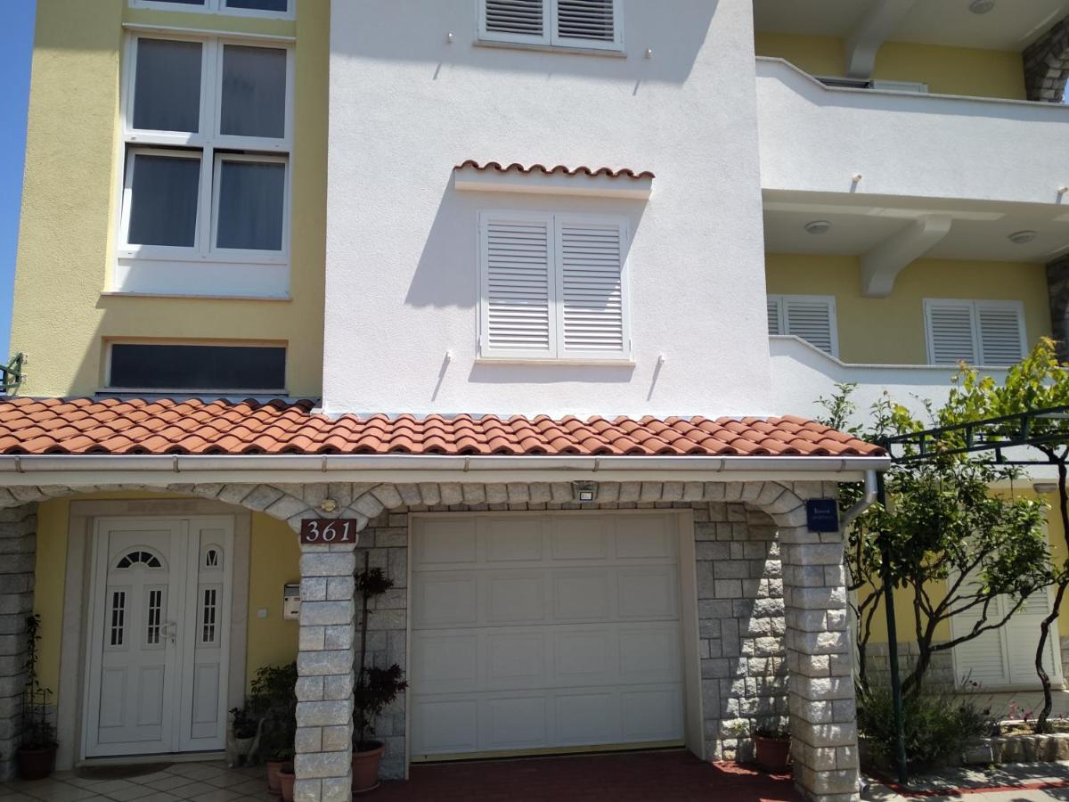 Apartments Mlacovic Rab Town Dış mekan fotoğraf